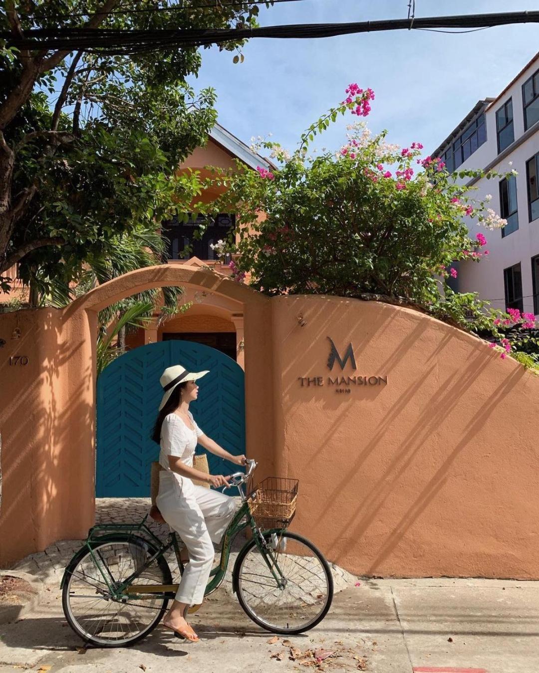 The Mansion Hoi An By Minova Bed & Breakfast Exterior photo